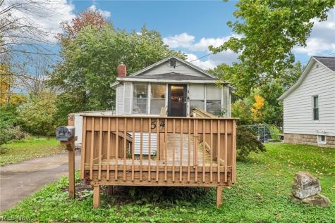 54 N Seneca Street Rittman OH 44270