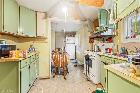 54 N Seneca Street Rittman OH 44270