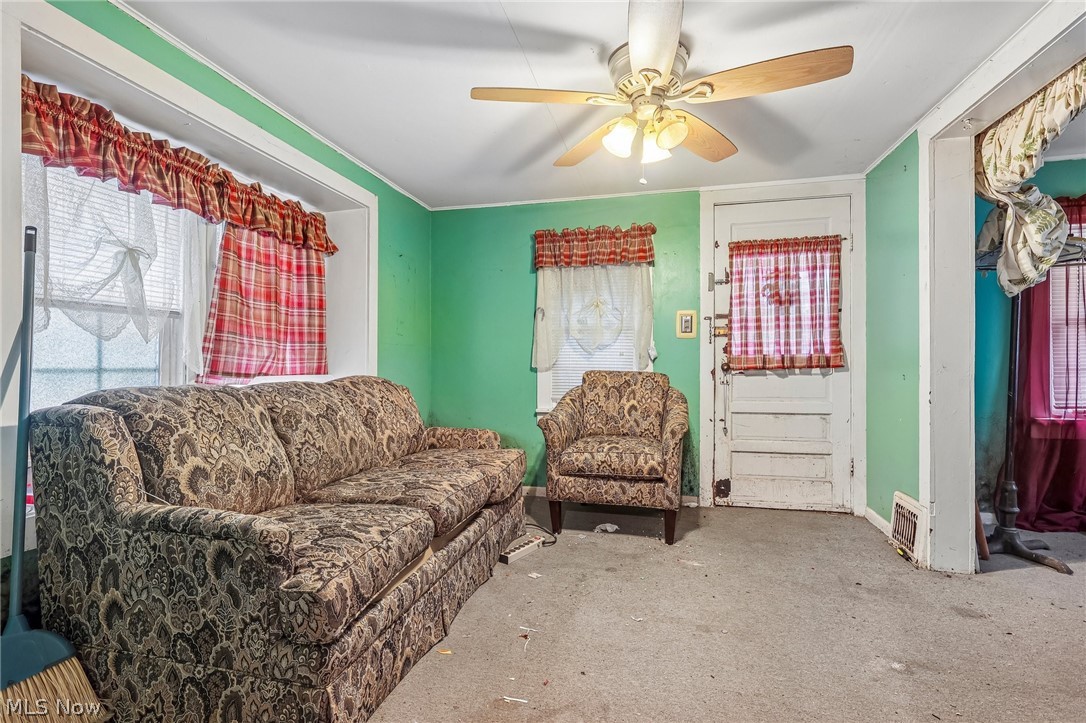 54 N Seneca Street Rittman OH 44270