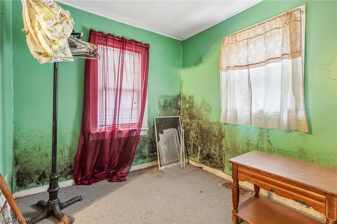 54 N Seneca Street Rittman OH 44270