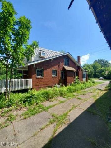 3114 Hillman Street Youngstown OH 44507