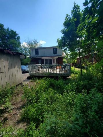 3114 Hillman Street Youngstown OH 44507