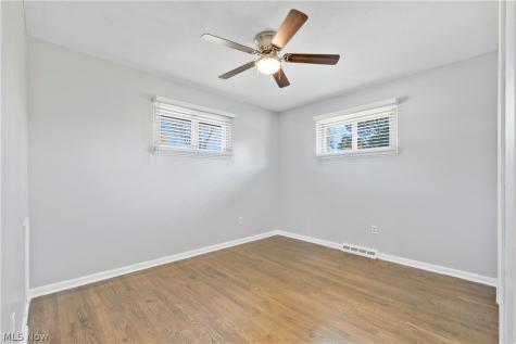 7537 Biscayne Boulevard Parma OH 44134