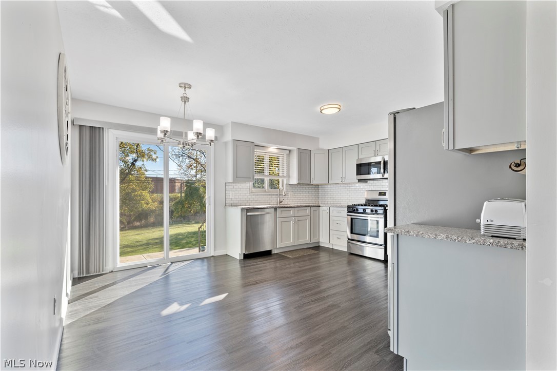 7537 Biscayne Boulevard Parma OH 44134