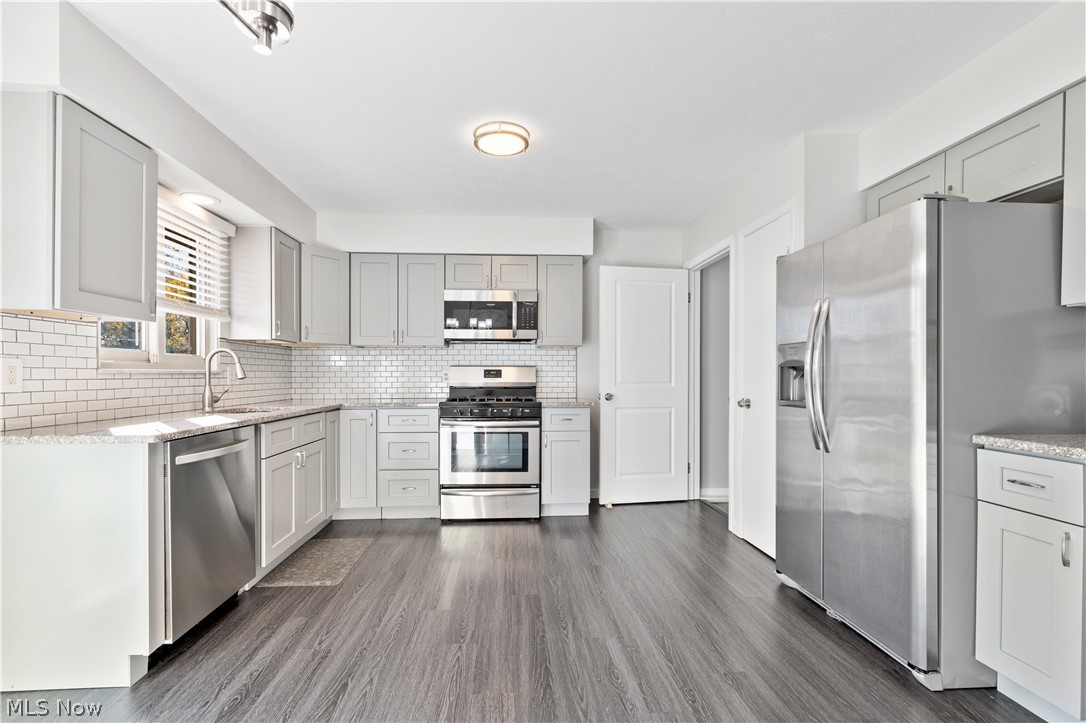 7537 Biscayne Boulevard Parma OH 44134