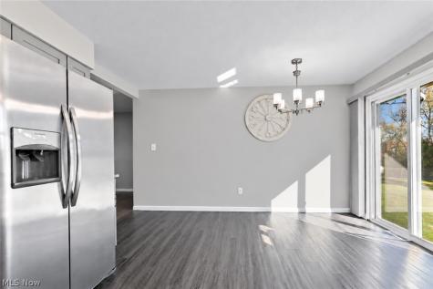7537 Biscayne Boulevard Parma OH 44134