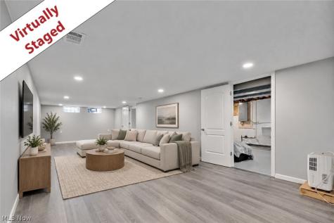 7537 Biscayne Boulevard Parma OH 44134