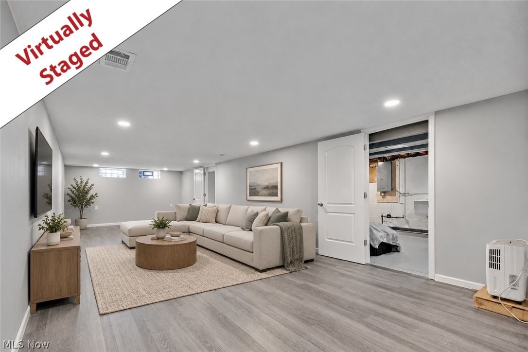 7537 Biscayne Boulevard Parma OH 44134