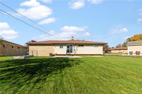7537 Biscayne Boulevard Parma OH 44134