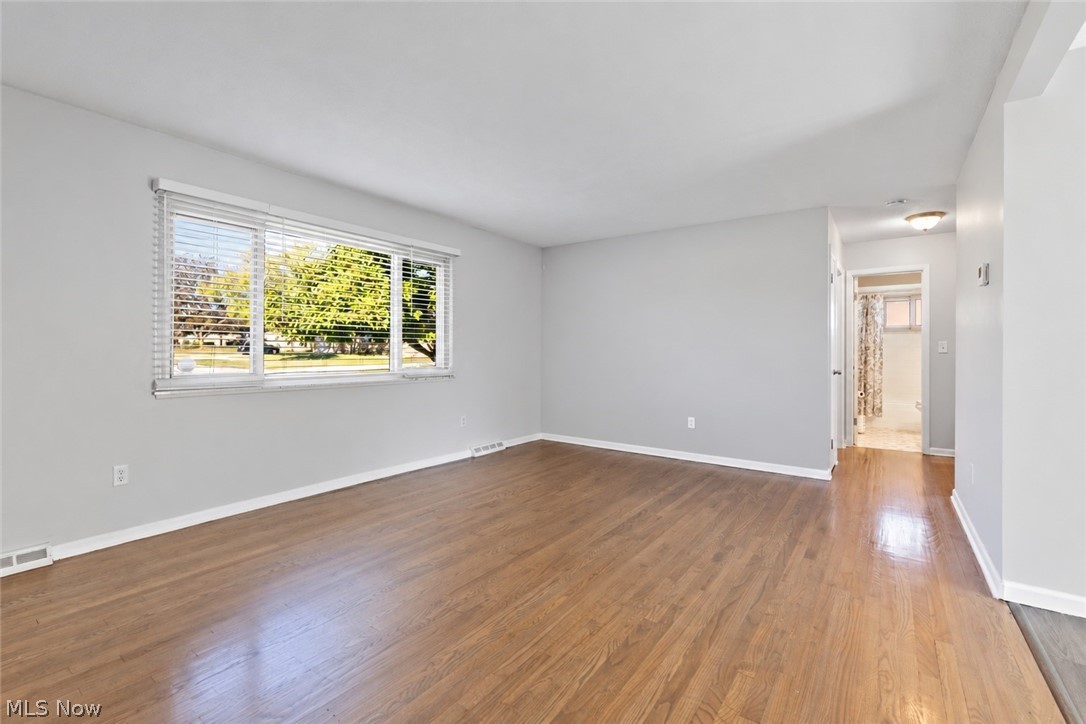 7537 Biscayne Boulevard Parma OH 44134