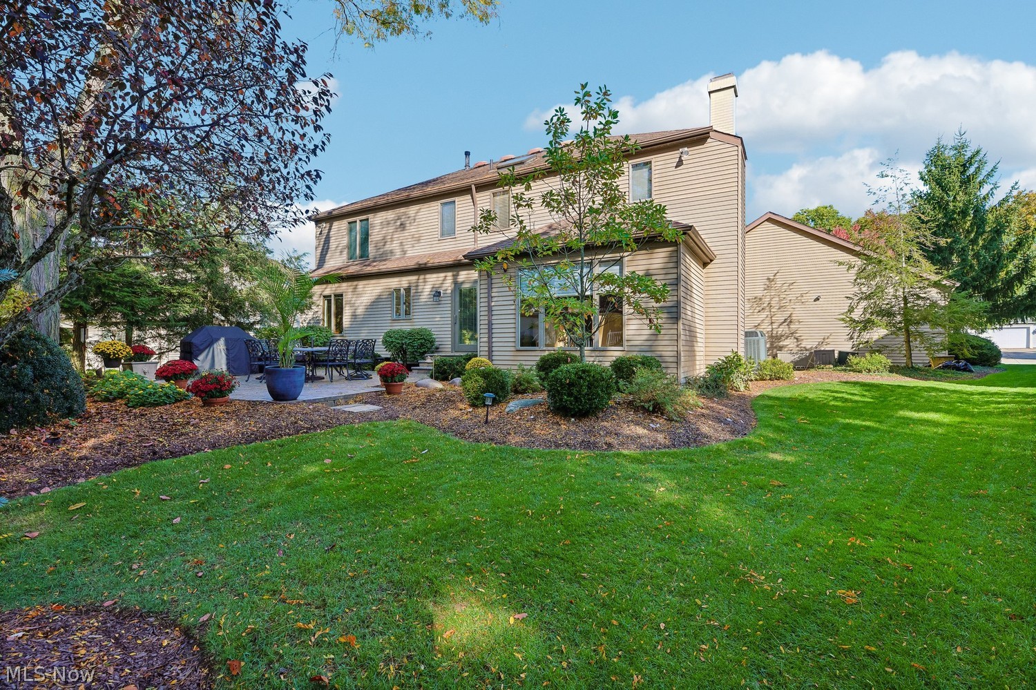 18303 Rustic Hollow Strongsville OH 44136