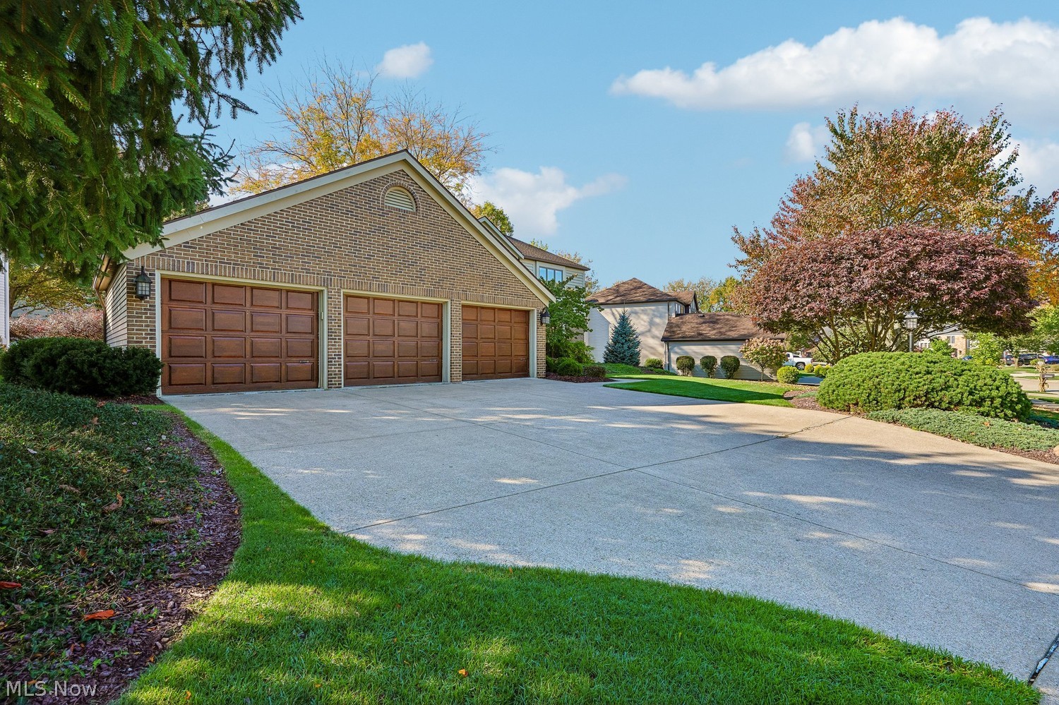 18303 Rustic Hollow Strongsville OH 44136