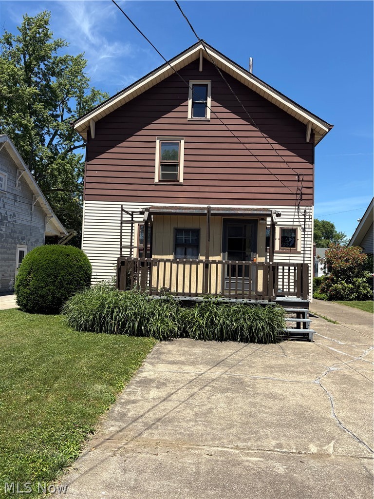 1936 E 45th Street Ashtabula OH 44004
