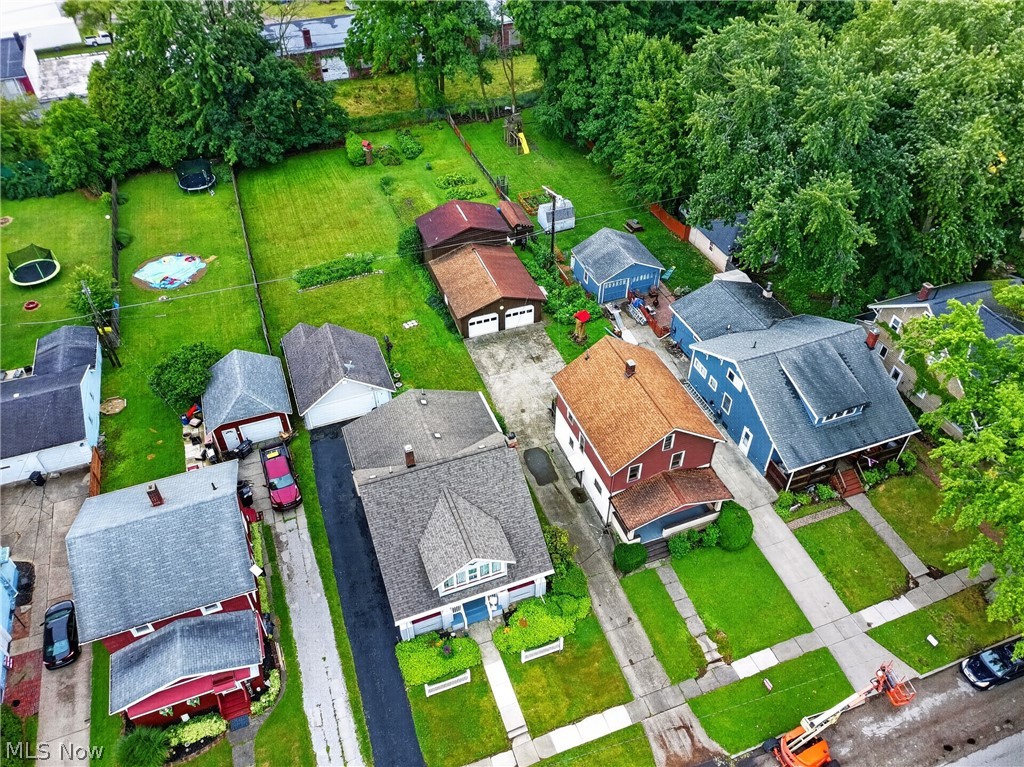 1936 E 45th Street Ashtabula OH 44004