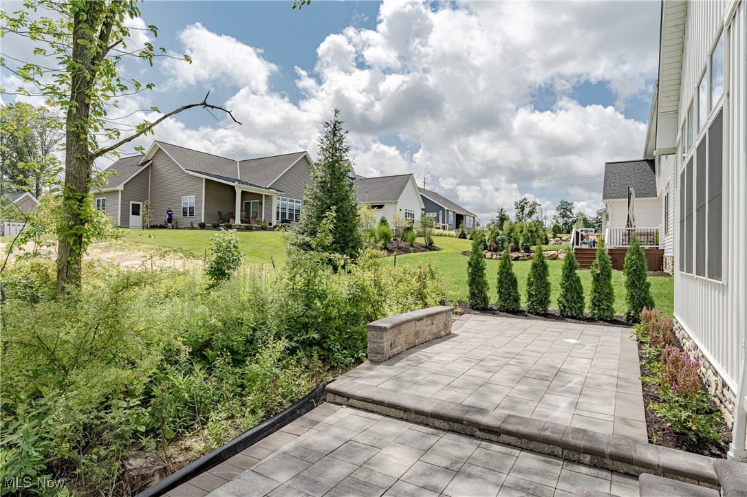 6477 N Cobblestone Road Mayfield Village OH 44143