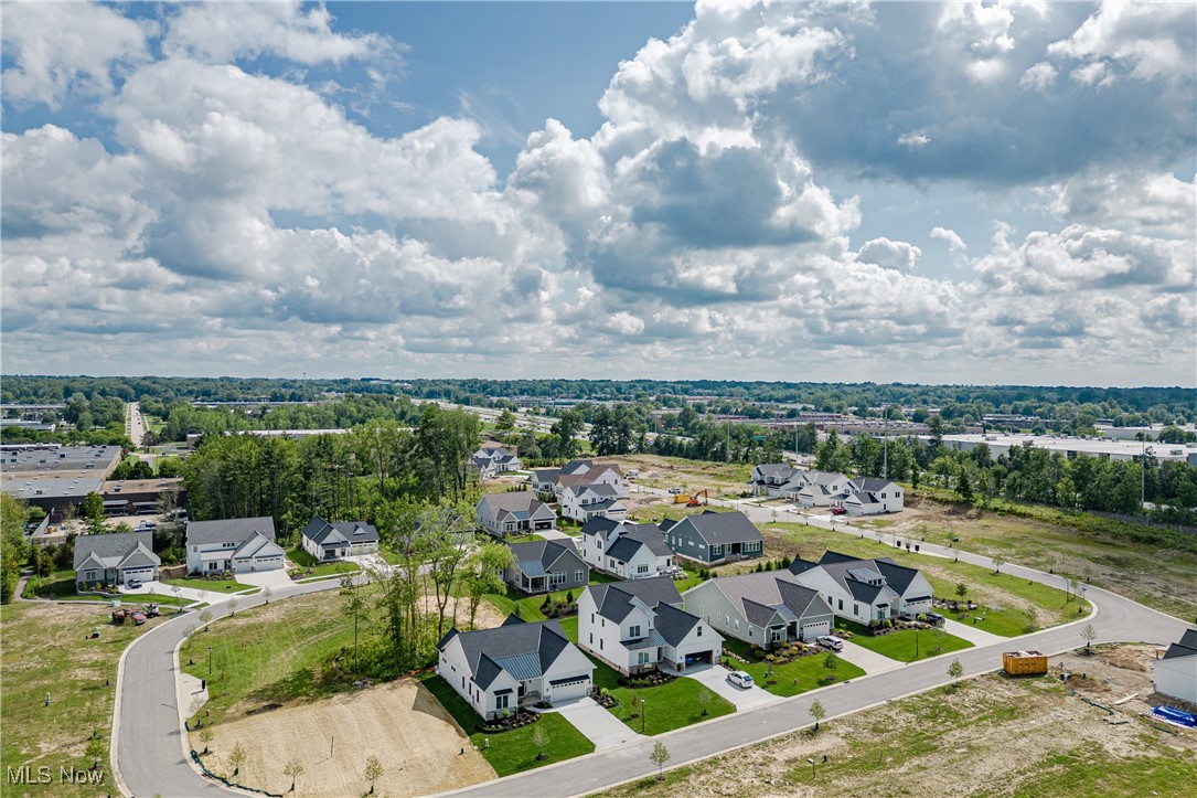 6477 N Cobblestone Road Mayfield Village OH 44143