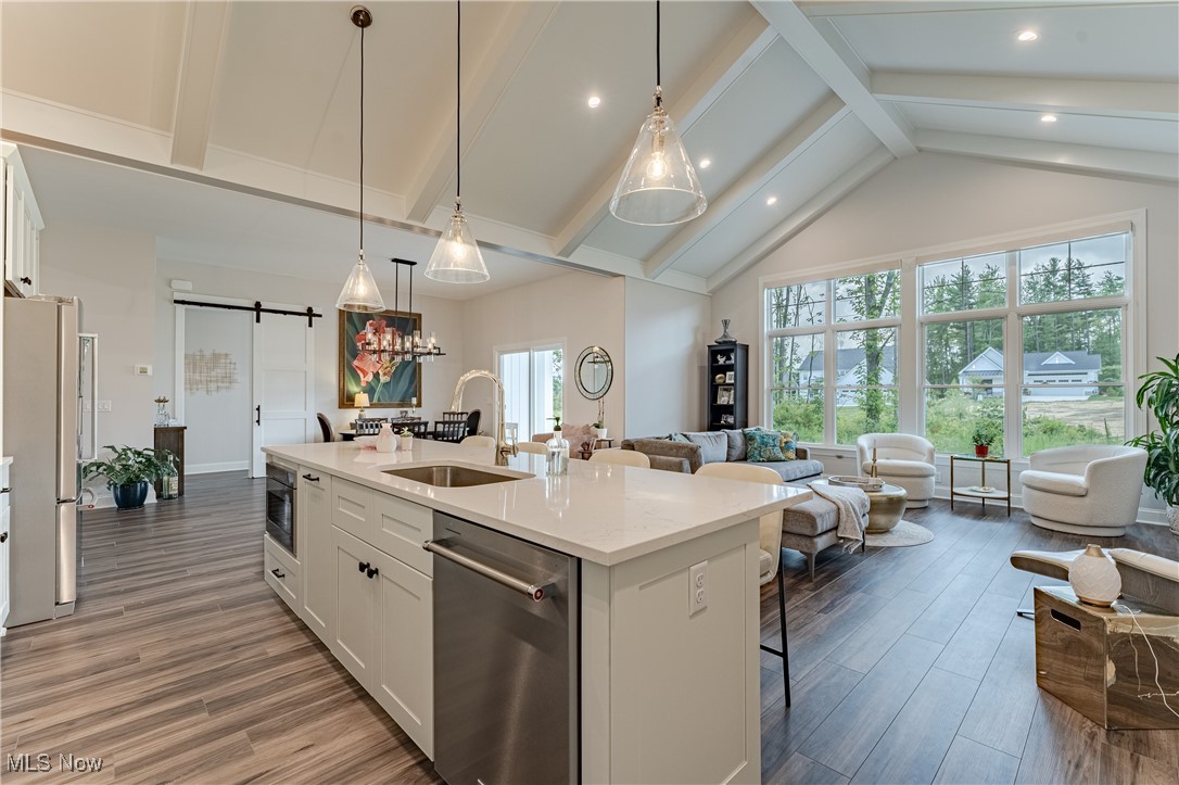 6477 N Cobblestone Road Mayfield Village OH 44143