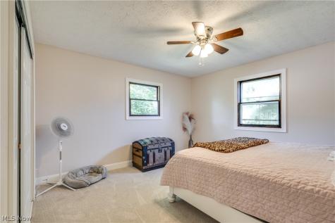 13452 Sunflower Avenue NW Mogadore OH 44260