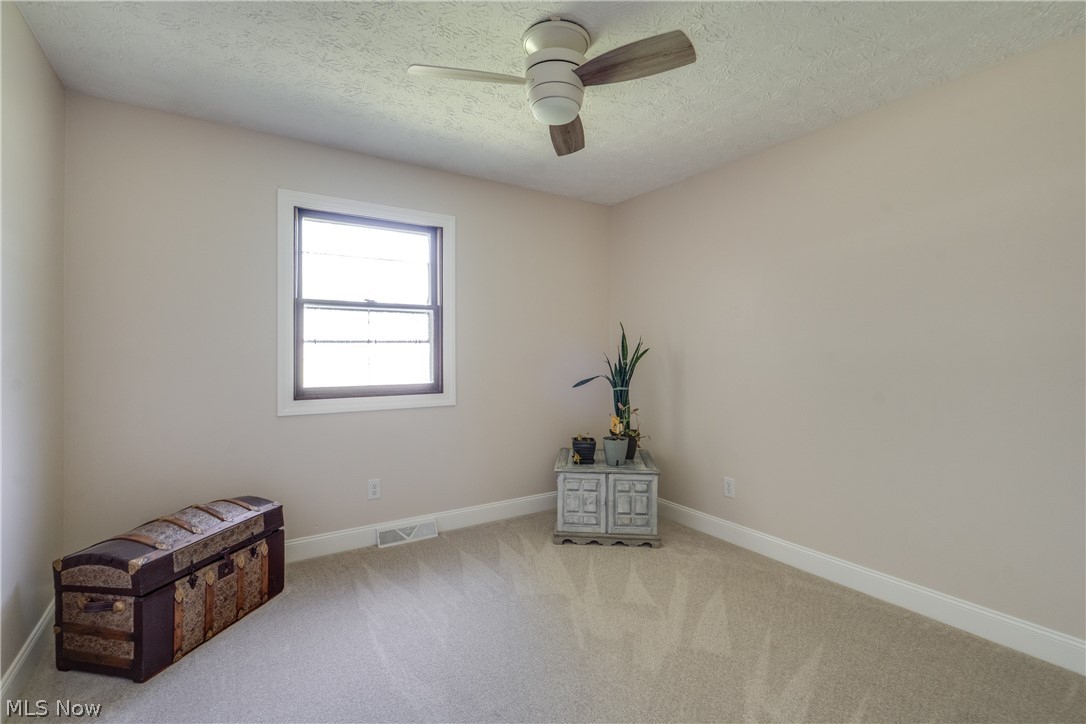 13452 Sunflower Avenue NW Mogadore OH 44260
