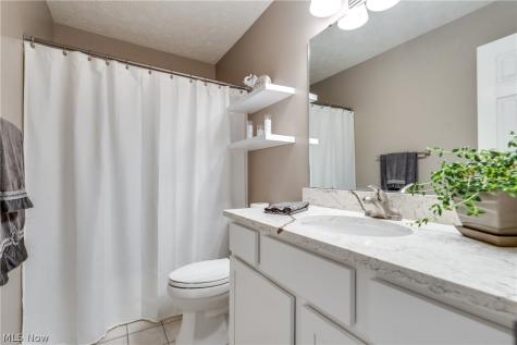 13452 Sunflower Avenue NW Mogadore OH 44260
