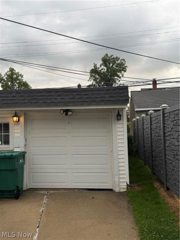 5530 Oakwood Avenue Maple Heights OH 44137