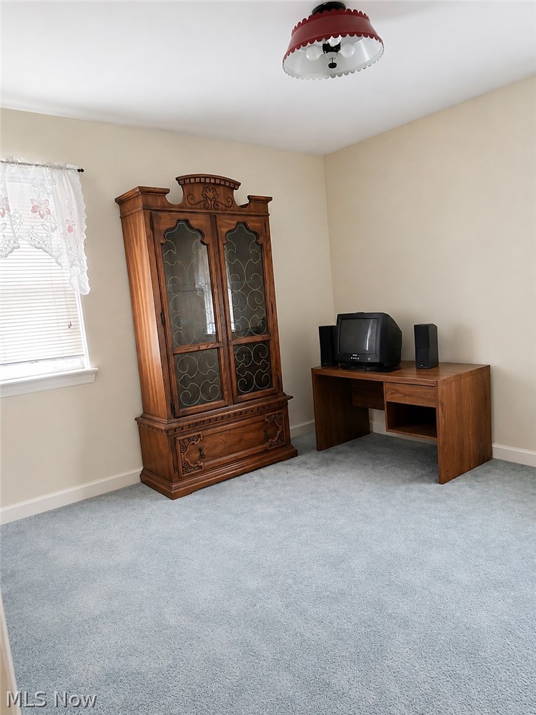 5530 Oakwood Avenue Maple Heights OH 44137
