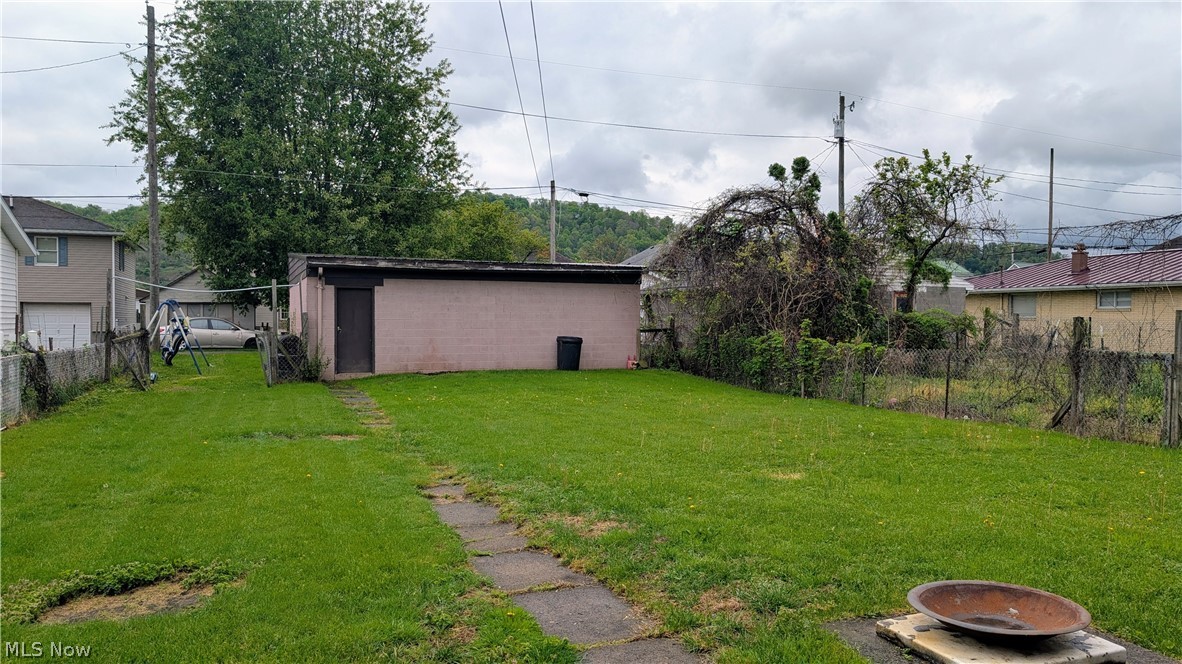 221 Grandview Avenue Tiltonsville OH 43963