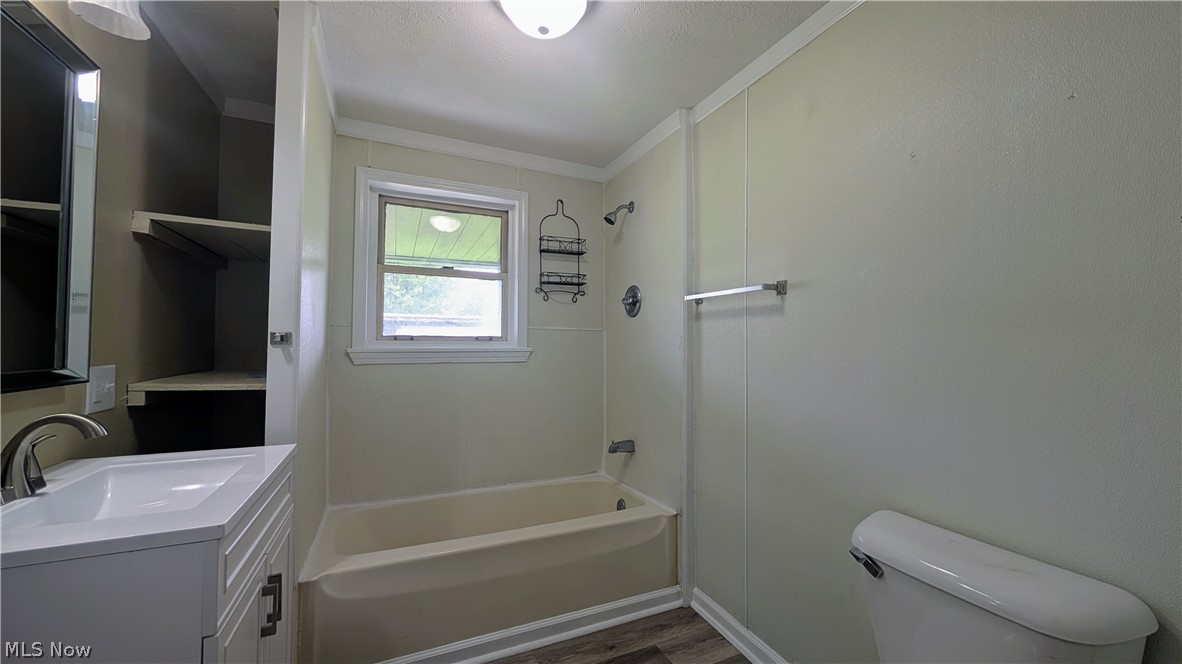 221 Grandview Avenue Tiltonsville OH 43963