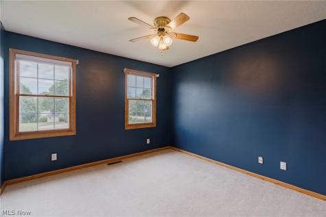 3790 Piperglen Avenue NW Massillon OH 44646