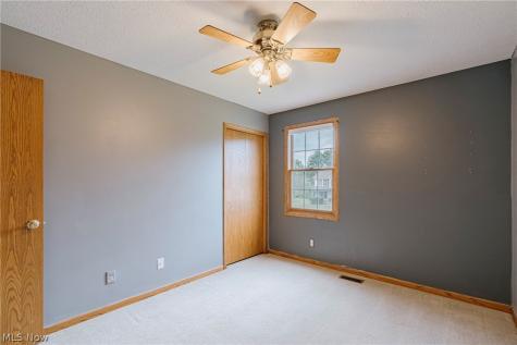3790 Piperglen Avenue NW Massillon OH 44646