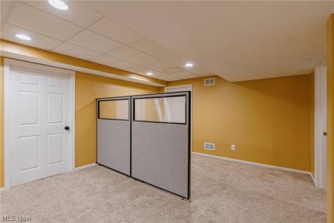 3790 Piperglen Avenue NW Massillon OH 44646
