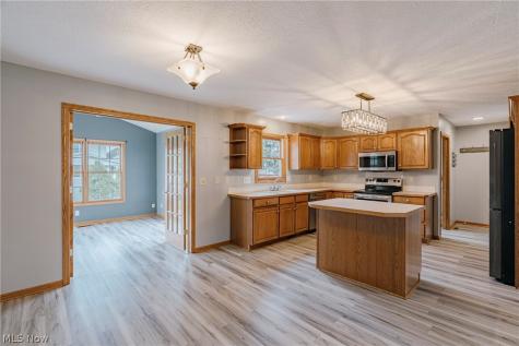 3790 Piperglen Avenue NW Massillon OH 44646