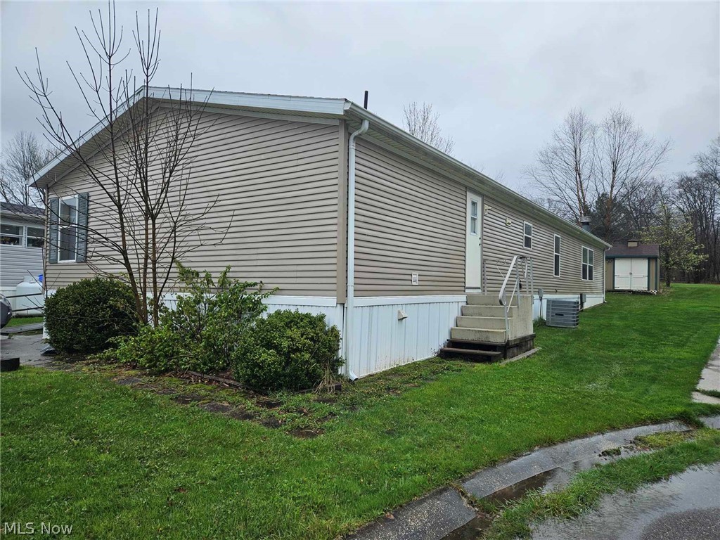 10039 State Route 700 Lot 118 Mantua OH 44255