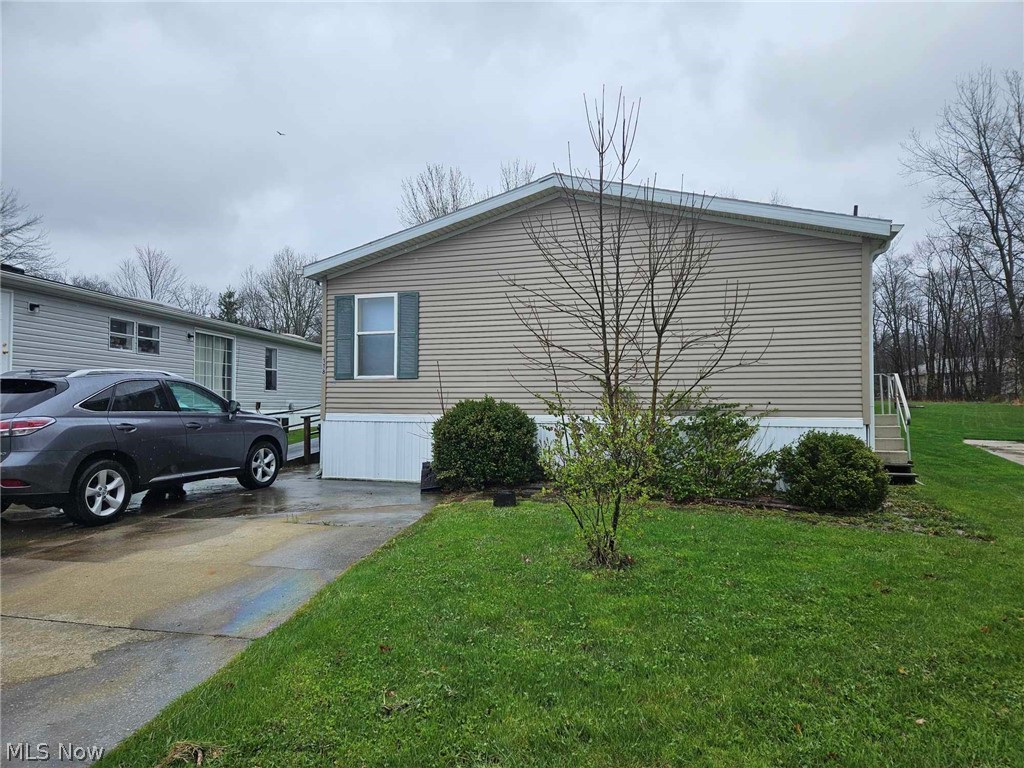 10039 State Route 700 Lot 118 Mantua OH 44255