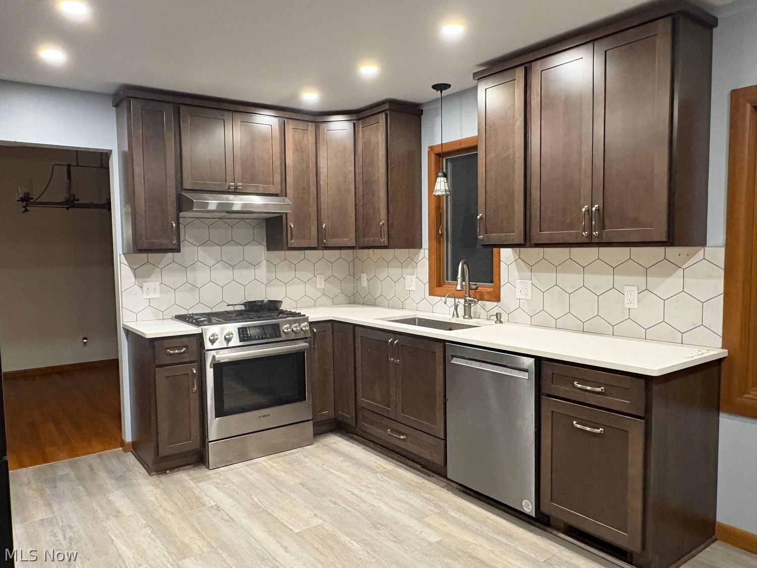 911 Roland Road Lyndhurst OH 44124