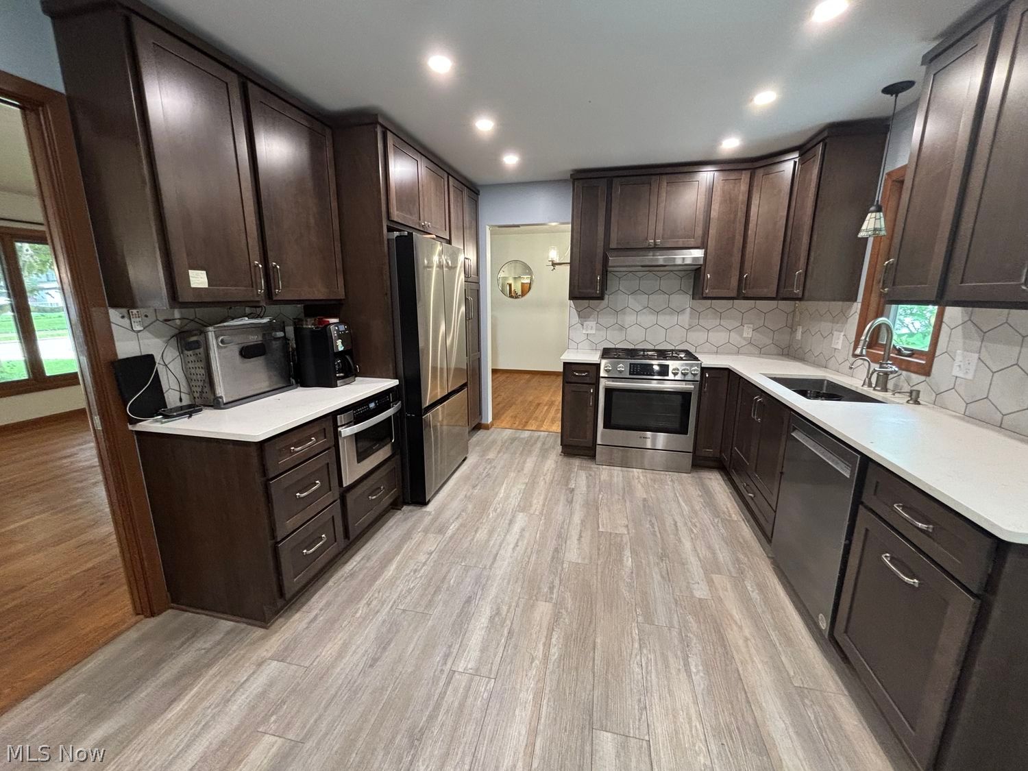 911 Roland Road Lyndhurst OH 44124