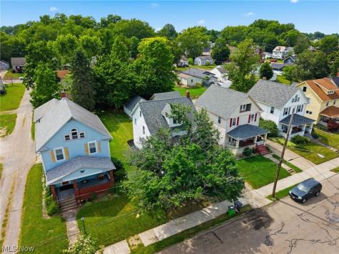 2321 S Arch Avenue S Alliance OH 44601