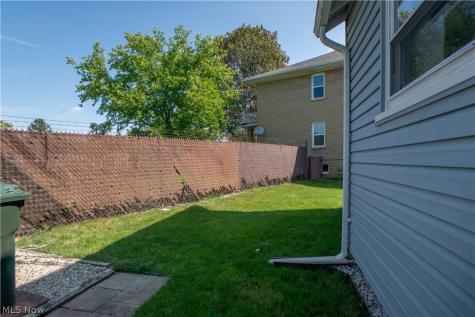 817 19th Street NW Canton OH 44709