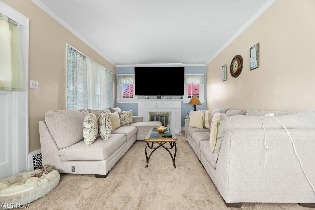2144 Ridgewood Avenue Alliance OH 44601