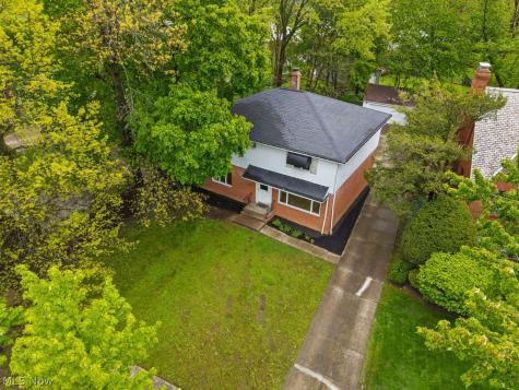 2375 Glendon Road University Heights OH 44118