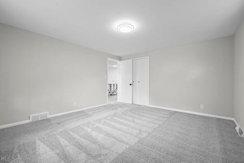 2375 Glendon Road University Heights OH 44118