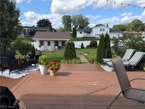 386 Shaw Avenue NE Massillon OH 44646