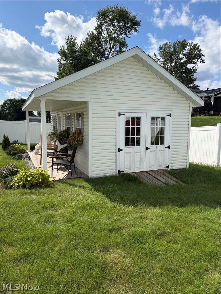 386 Shaw Avenue NE Massillon OH 44646