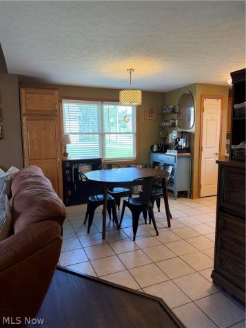386 Shaw Avenue NE Massillon OH 44646