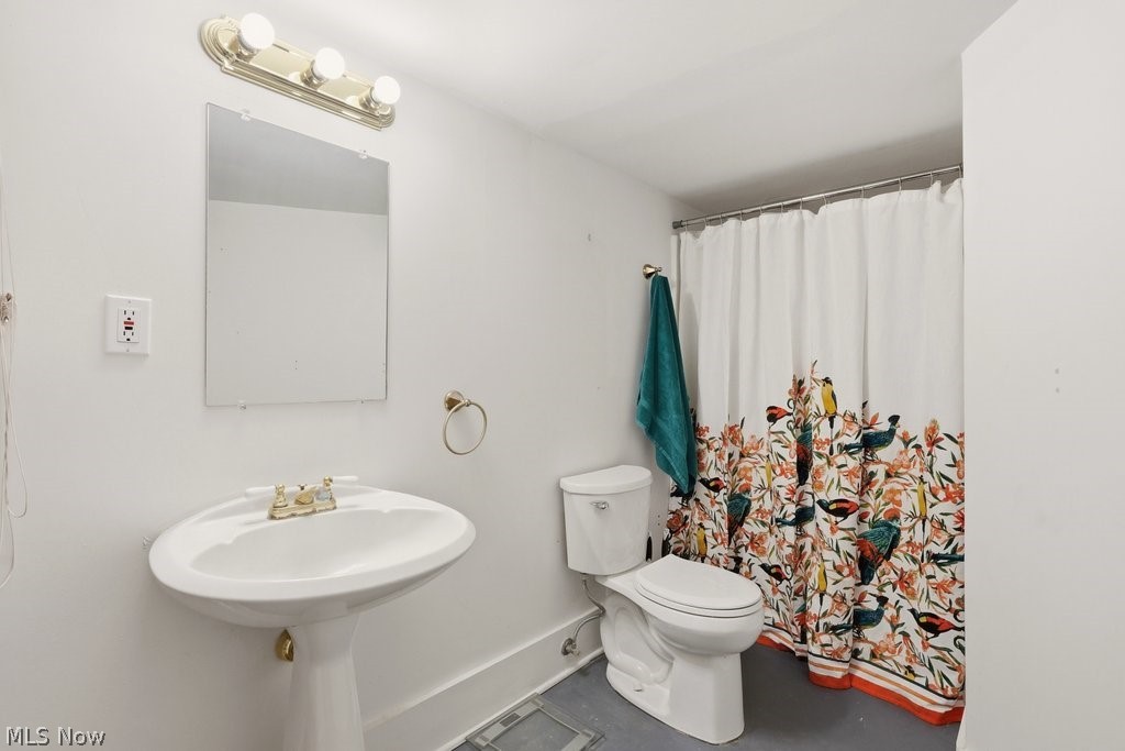 1642 10th Street Cuyahoga Falls OH 44221
