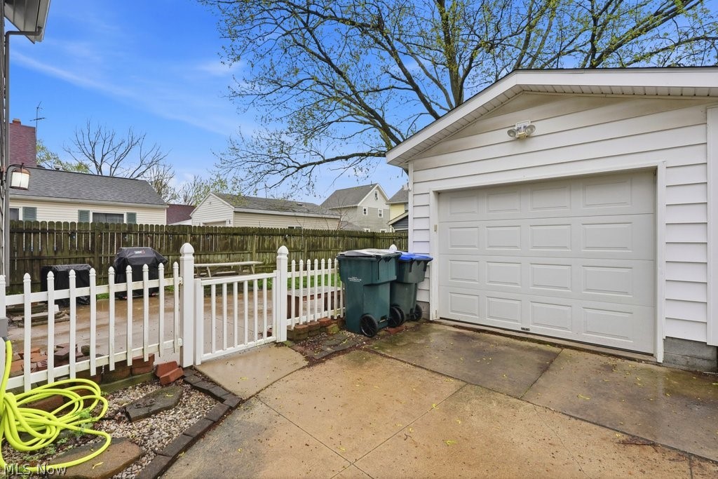 1642 10th Street Cuyahoga Falls OH 44221