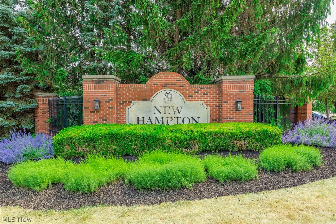 275 Lexington Circle Broadview Heights OH 44147