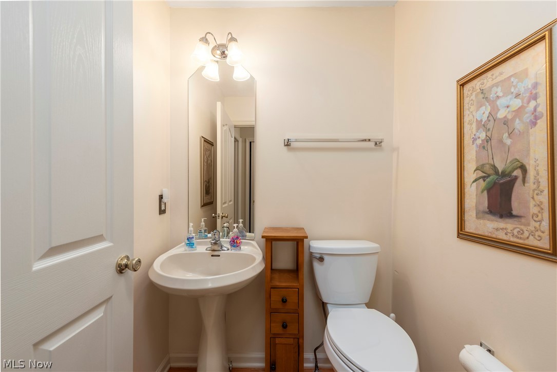 275 Lexington Circle Broadview Heights OH 44147