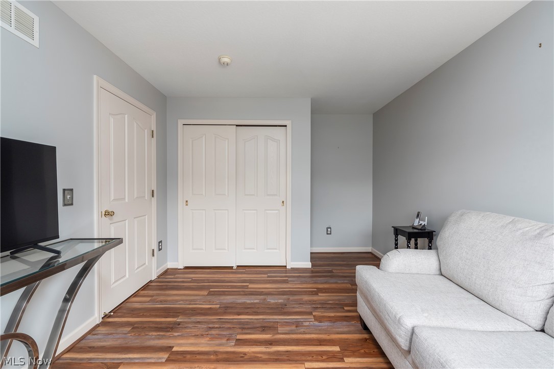275 Lexington Circle Broadview Heights OH 44147