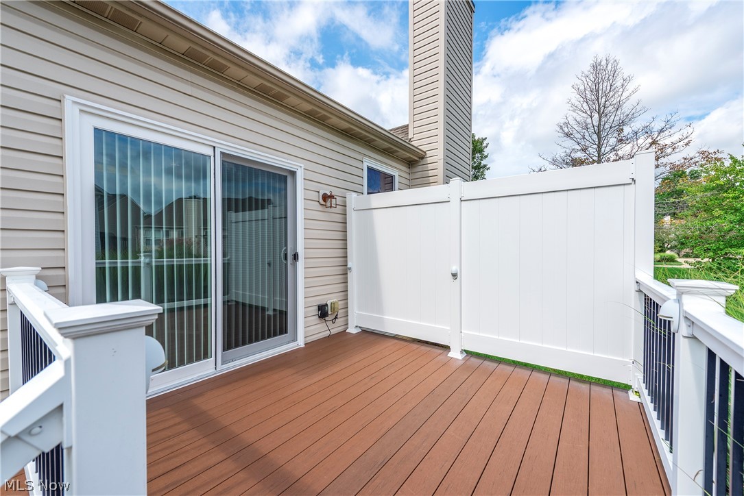 275 Lexington Circle Broadview Heights OH 44147